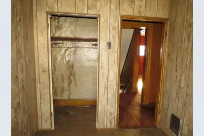 320 S Broadway St, Scottdale, PA 15683 - Photo 5