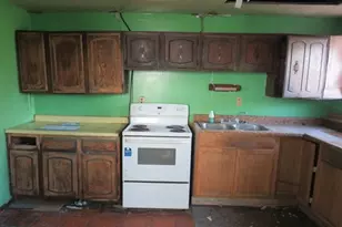 320 S Broadway St, Scottdale, PA 15683 - Photo 25