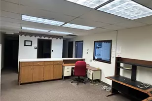 227 N Jefferson St, New Castle, PA 16101 - Photo 13