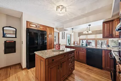 5153 Bronwyn Ct, Hampton, PA 15044 - Photo 13