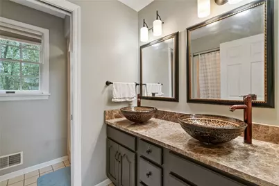 228 Meadowfield Ln, Jefferson Hills, PA 15025 - Photo 7