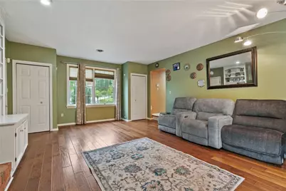 228 Meadowfield Ln, Jefferson Hills, PA 15025 - Photo 21