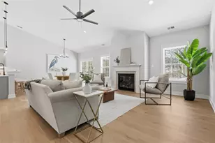 100-102 Huselton Dr, Penn Township, PA 16002 - Photo 7