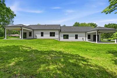 100-102 Huselton Drive, Penn Township, PA 16002 - Photo 37