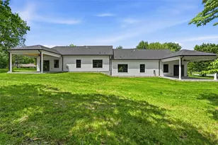 100-102 Huselton Dr, Penn Township, PA 16002 - Photo 37