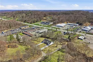 100-102 Huselton Dr, Penn Township, PA 16002 - Photo 49