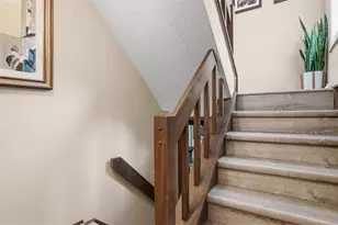 212 Serendipity Dr, Moon/Crescent Twp, PA 15108 - Photo 5