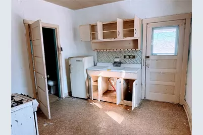 3419 Hill St, Munhall, PA 15120 - Photo 5