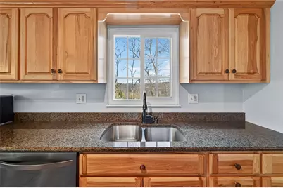 1279 Armstrong Dr, South Park, PA 15129 - Photo 13