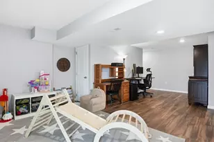 254 James Patrick Pl, Zelienople, PA 16063 - Photo 21