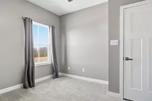 1028 Adair Ave, Valencia, PA 16059 - Photo 37