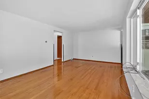 1023 Harrison St, Bethel Park, PA 15234 - Photo 9