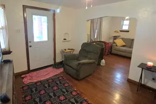 3102 Hazelhurst Ave, Pittsburgh, PA 15227 - Photo 3