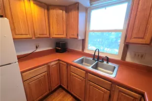 3102 Hazelhurst Ave, Pittsburgh, PA 15227 - Photo 11