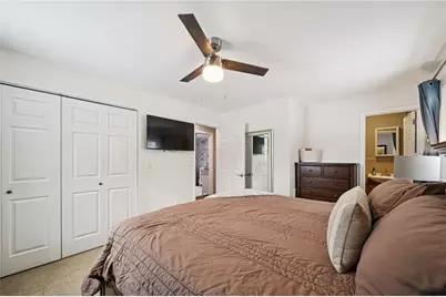 5269 Colewood Dr, Pittsburgh, PA 15236 - Photo 13