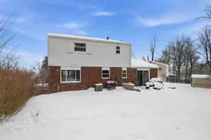 120 Knoll Dr, Pittsburgh, PA 15147 - Photo 33
