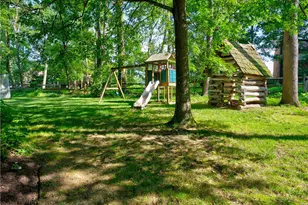 2461 Wedgewood Dr, Pittsburgh, PA 15090 - Photo 49