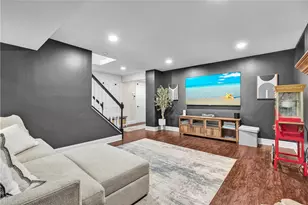 2461 Wedgewood Dr, Pittsburgh, PA 15090 - Photo 35