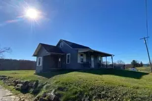 336 Walkchalk Rd, East Franklin Township, PA 16201 - Photo 3