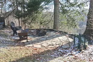 332 E Lincoln Ave, New Castle, PA 16101 - Photo 3