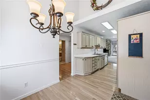 1567 Juniper Ct, Hermitage, PA 16148 - Photo 9