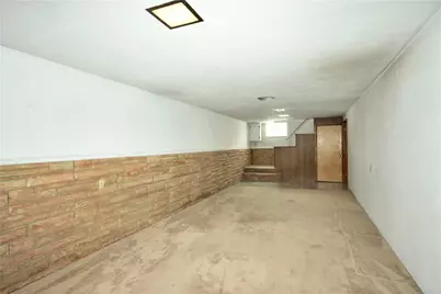 1549 Roosevelt Ave, South Park, PA 15129 - Photo 23