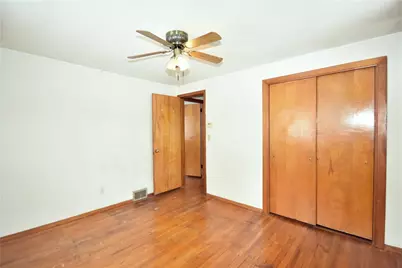 1549 Roosevelt Ave, South Park, PA 15129 - Photo 15