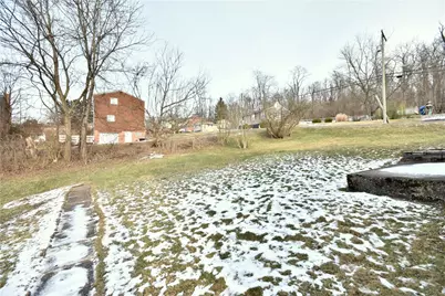 1549 Roosevelt Ave, South Park, PA 15129 - Photo 29