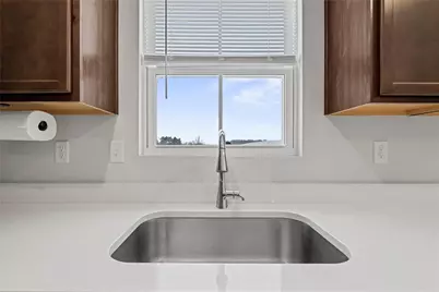 101 Dominic Dr, Center Township, PA 16001 - Photo 9