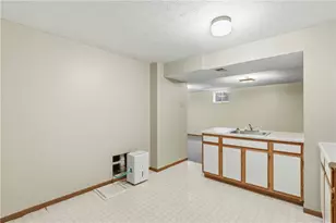 126 Villa Dr, Pittsburgh, PA 15214 - Photo 43