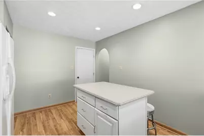 126 Villa Dr, Pittsburgh, PA 15214 - Photo 17