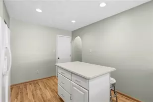 126 Villa Dr, Pittsburgh, PA 15214 - Photo 17