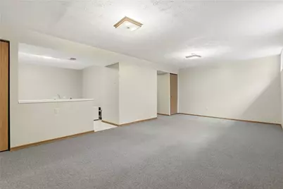 126 Villa Dr, Pittsburgh, PA 15214 - Photo 39