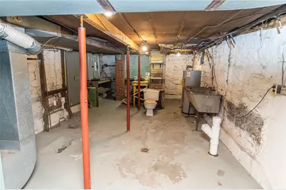 806 W Crawford Aven;ue, Connellsville, PA 15425 - Photo 31