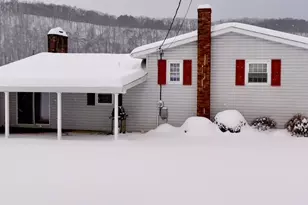 811 Grant St, East Brady, PA 16028 - Photo 3