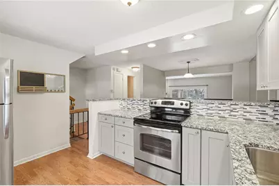 2105 Saint James Place, Pittsburgh, PA 15090 - Photo 7