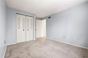 2105 St James Pl, Pittsburgh, PA 15090 - Photo 25