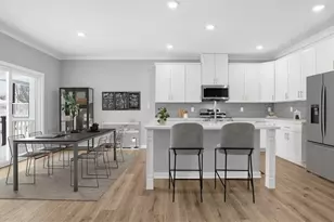 2724 Marra Dr, Hampton, PA 15044 - Photo 3