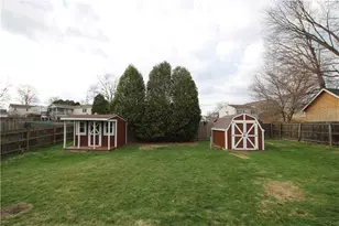 855 2nd Ave, Economy, PA 15042 - Photo 5