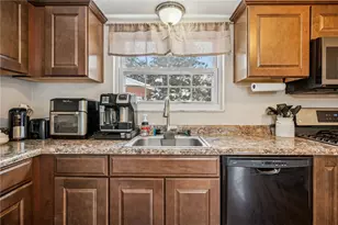 4310 Paradise Dr, West Deer, PA 15044 - Photo 11