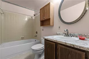 300 Moonridge Dr, Economy, PA 15042 - Photo 15