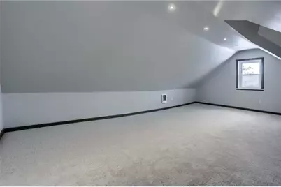 457 E Crestview Dr, Delaware Township, PA 16154 - Photo 19