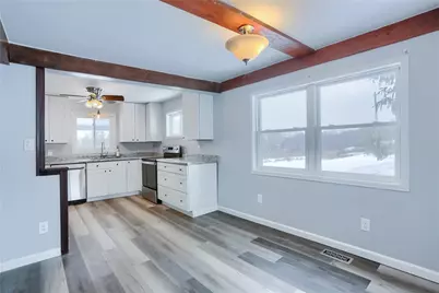 457 E Crestview Dr, Delaware Township, PA 16154 - Photo 7