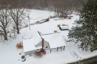 457 E Crestview Dr, Delaware Township, PA 16154 - Photo 33