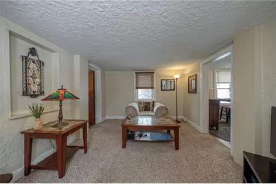 101 Hillcrest Dr, Ross Twp, PA 15237 - Photo 3