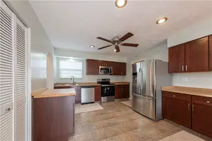 106 Sandy Brae Dr, North Strabane, PA 15317 - Photo 15