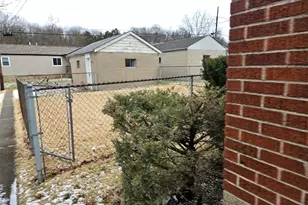 1808 Ridge Ave, Coraopolis, PA 15108 - Photo 5