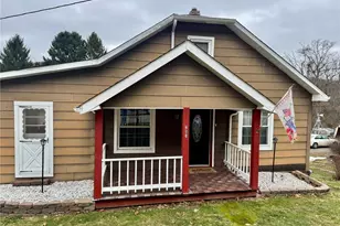 283 Argyle St, Petrolia, PA 16050 - Photo 1