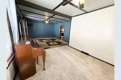 283 Argyle St, Petrolia, PA 16050 - Photo 9