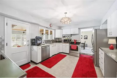 679 Dogwood Ln, Hermitage, PA 16148 - Photo 11